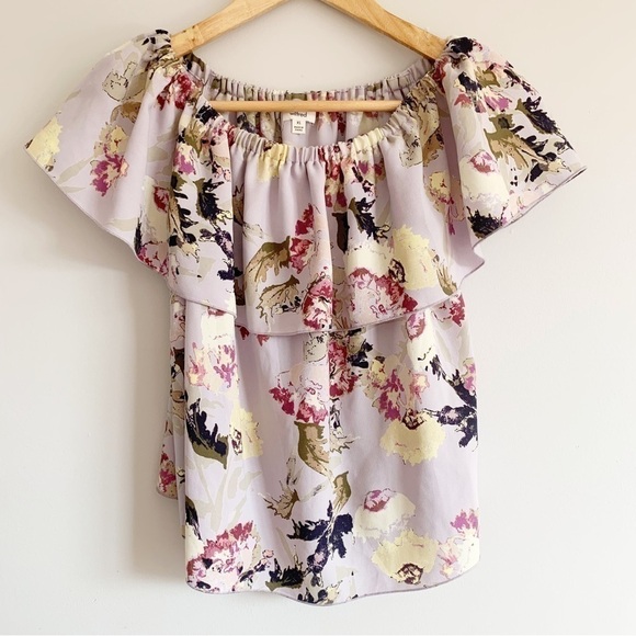 Wilfred Aritzia Promener Floral Off Shoulder Blouse with Silk Trim Size XS - Picture 3 of 9
